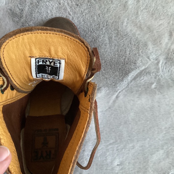 NWT Frye lace up short boot leather size 6 - Picture 6 of 9